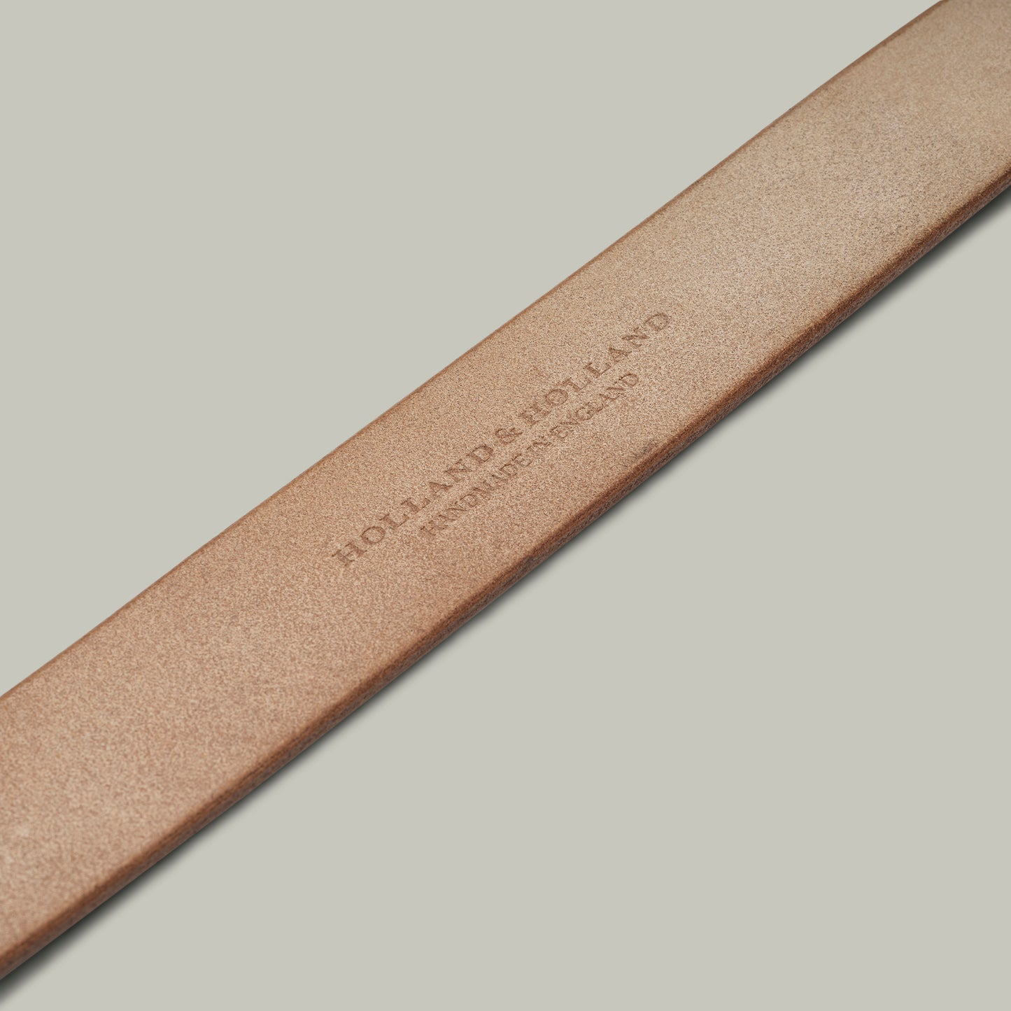 Oak Bark 1.5" Unlined Leather Belt [HAVANA]