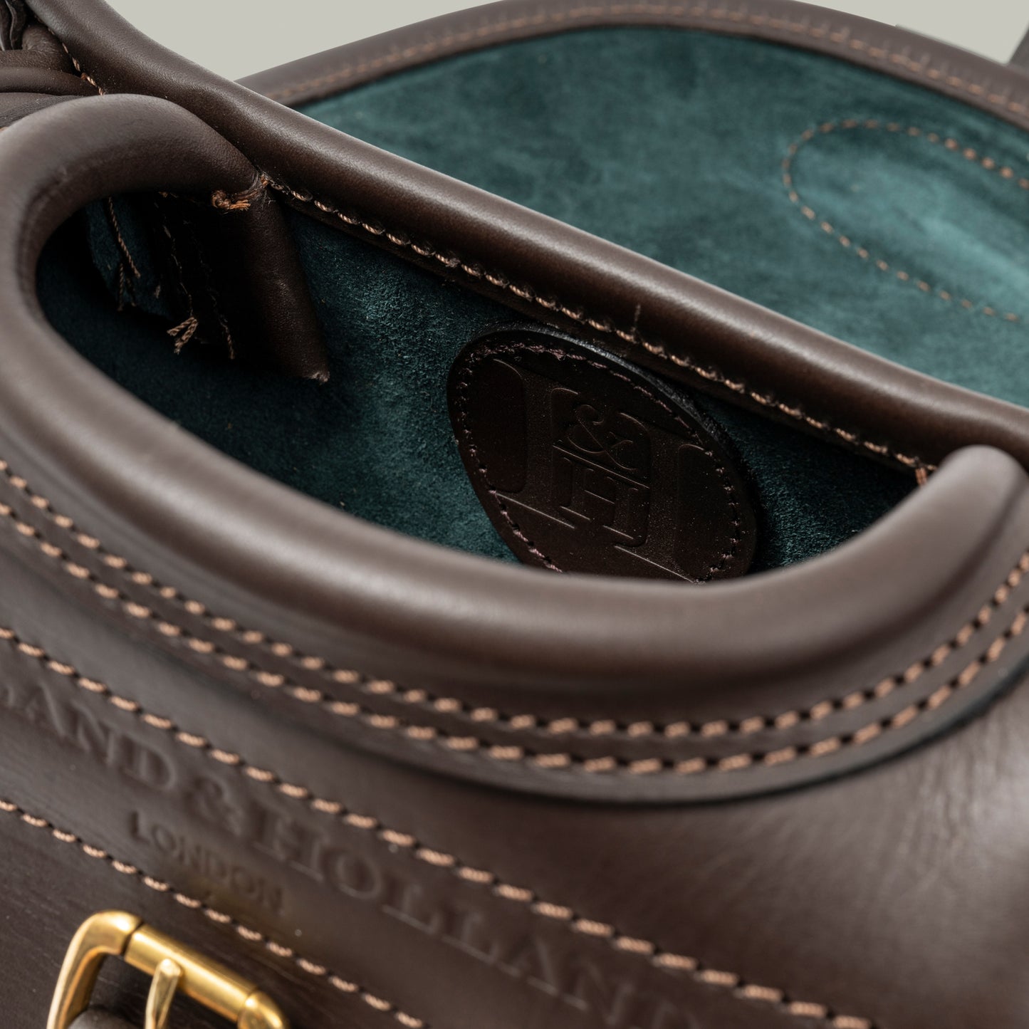 Northwood Bridle Leather Cartridge Bag [havana] Size 75