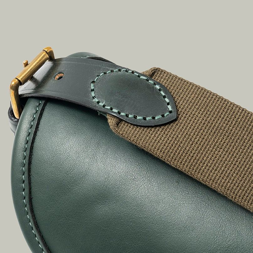 Northwood leather cartridge bag Green bag size 75