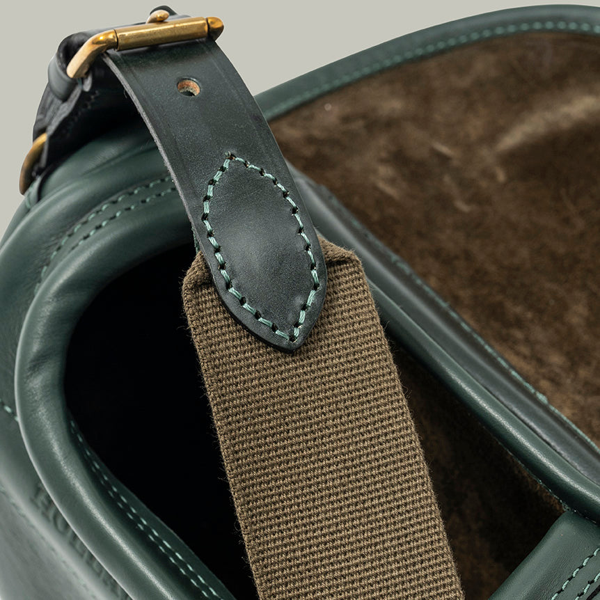 Northwood leather cartridge bag Green bag size 100