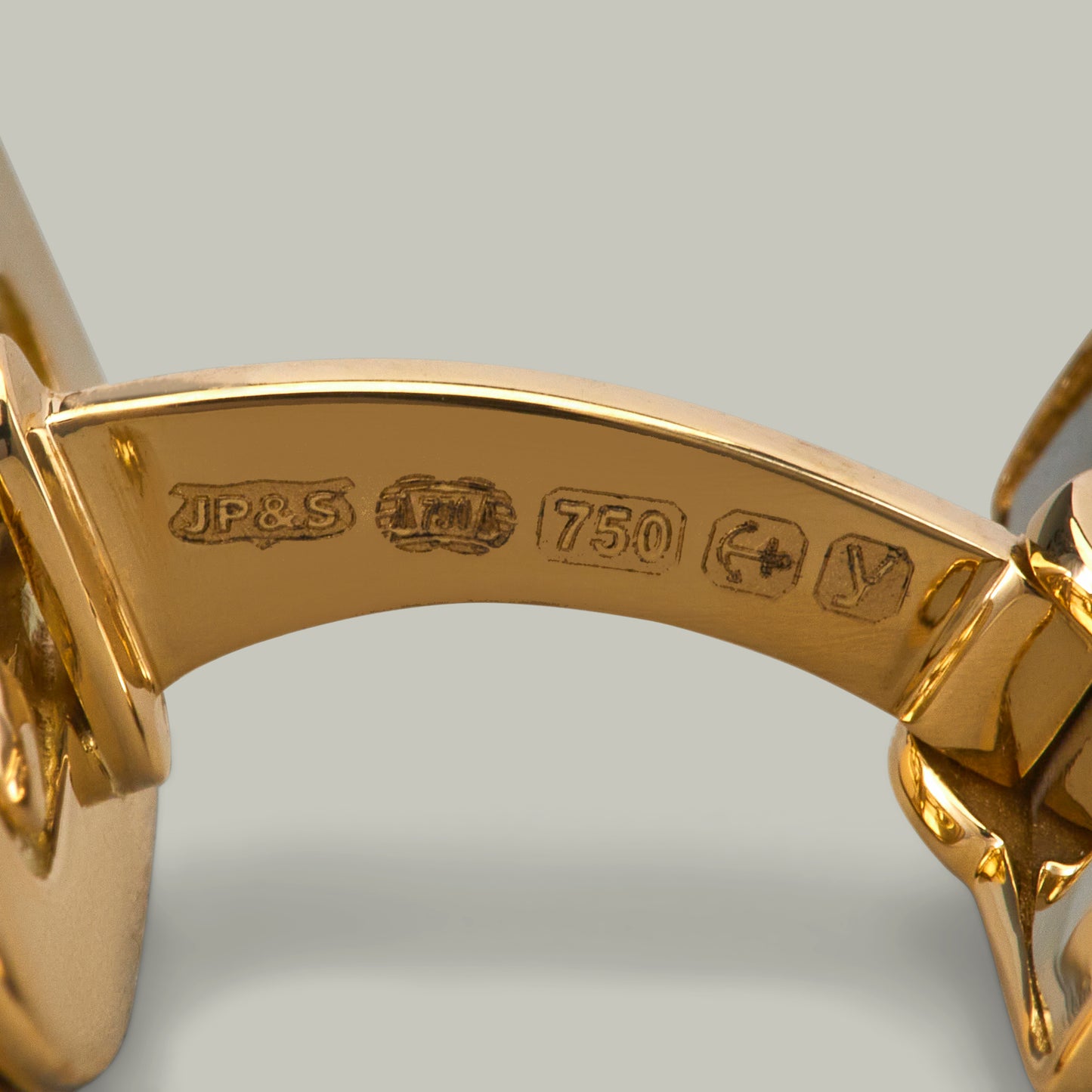18ct Gold Safety Catch Cufflinks