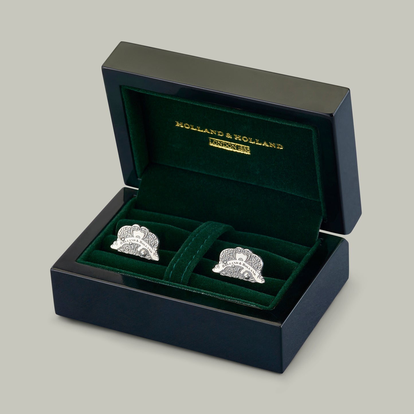 Silver Lock Extract Detail With Screw Cufflink