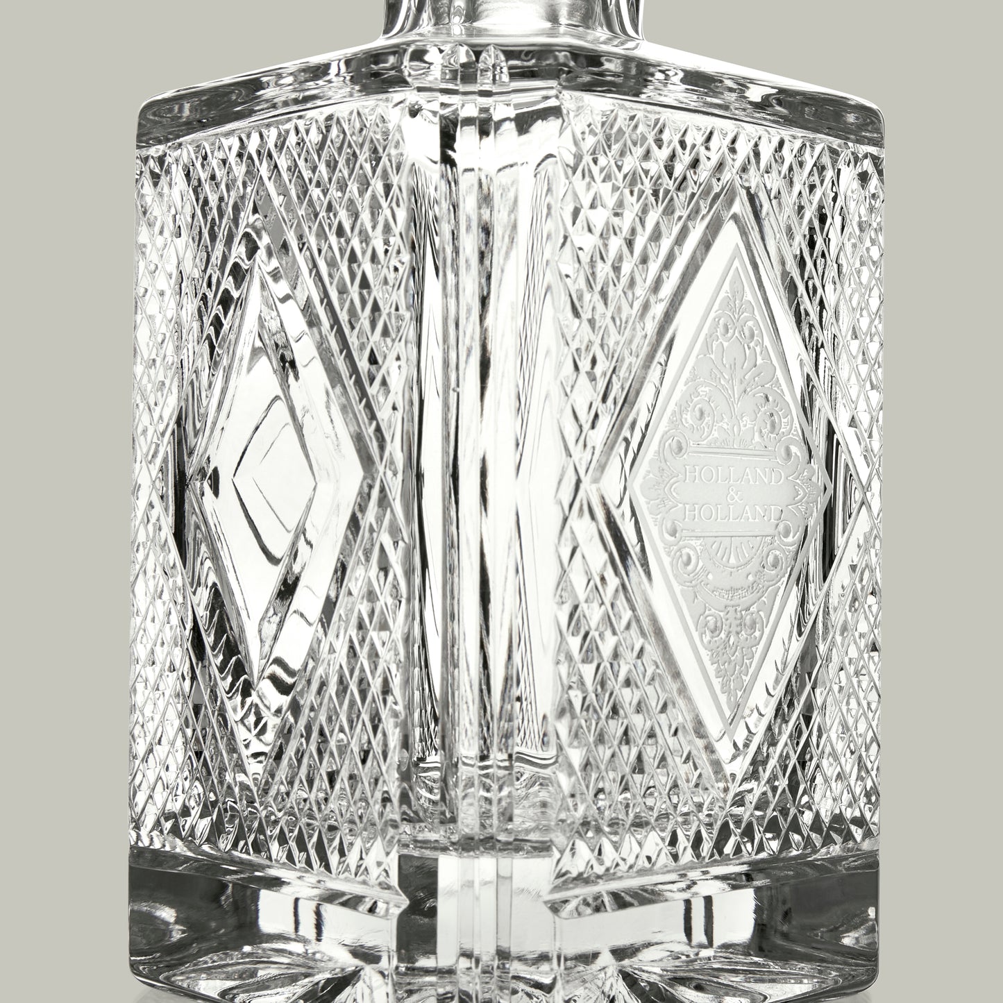 Crystal Decanter With Checkering & Diamond
