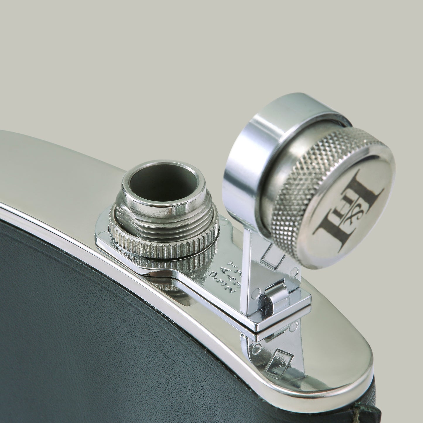 Leather covered 6Oz Steel Hip Flask [H&H Green]