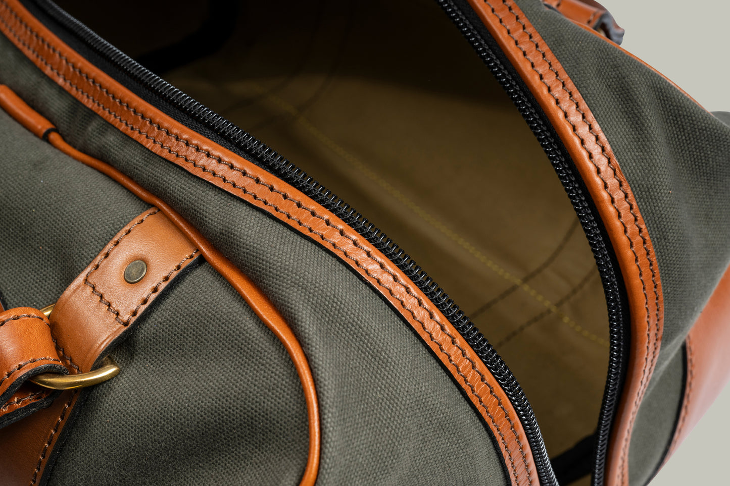 Northwood Canvas and Leather Holdall