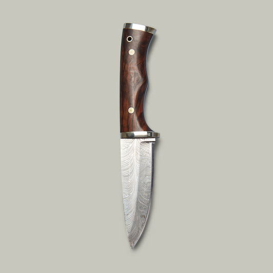 Ltd edition medium hunter with walnut scales