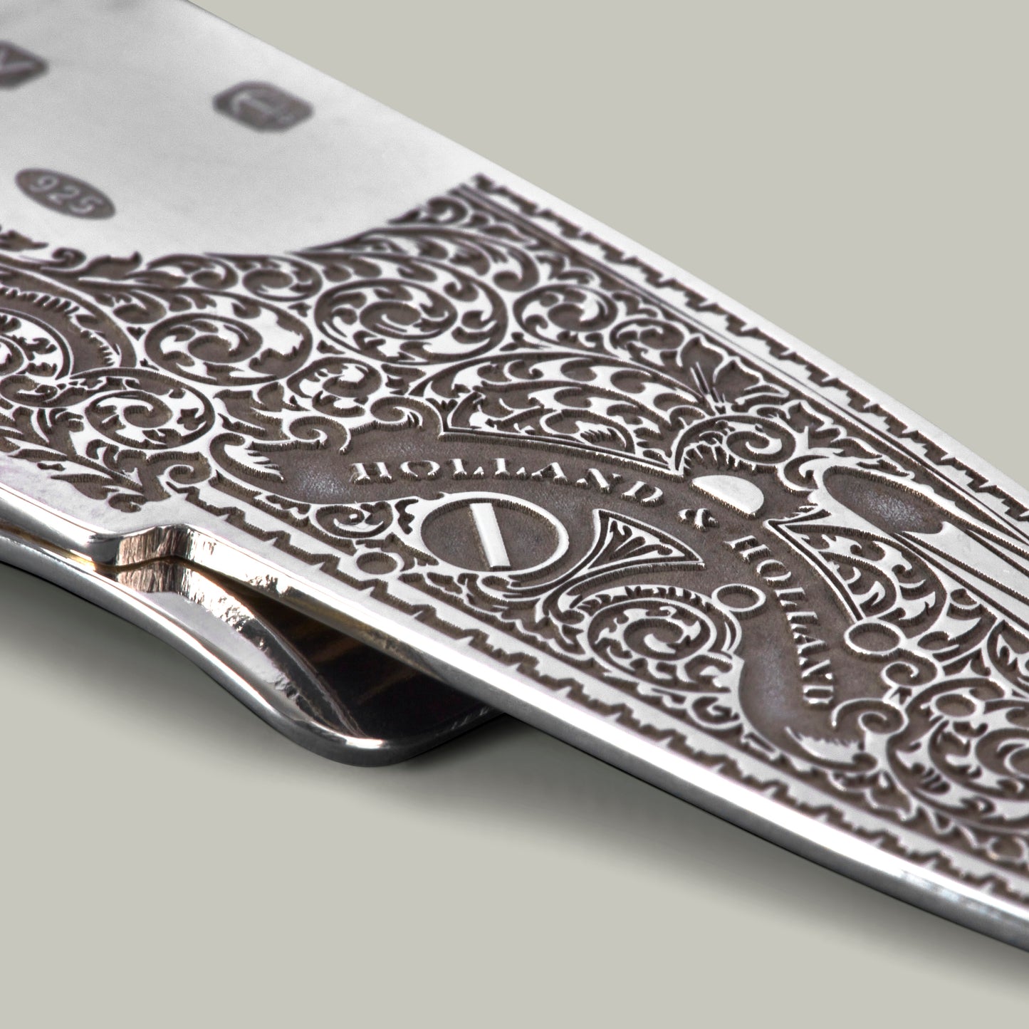 Silver Royal Scroll Sidelock Moneyclip