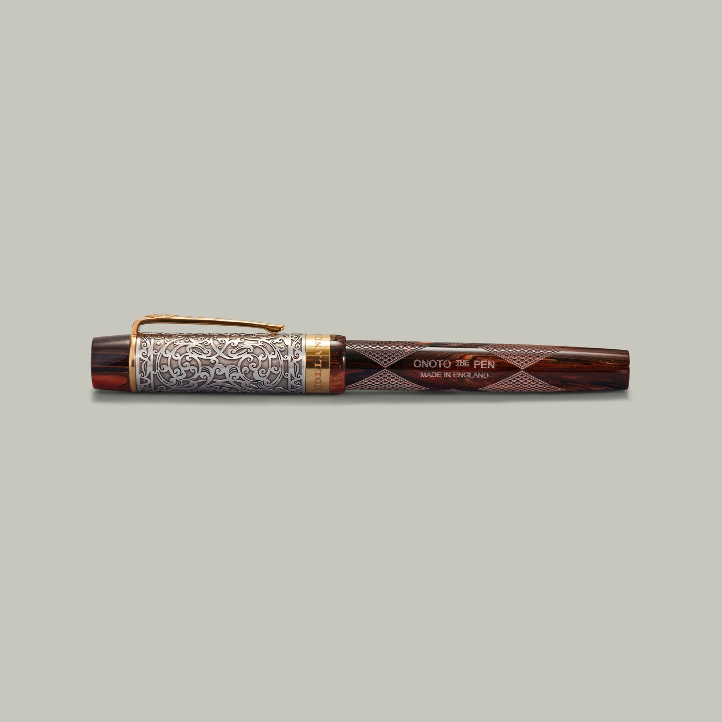 Royal Scroll Fountain Pen Checkered Barrel Ltd Edition