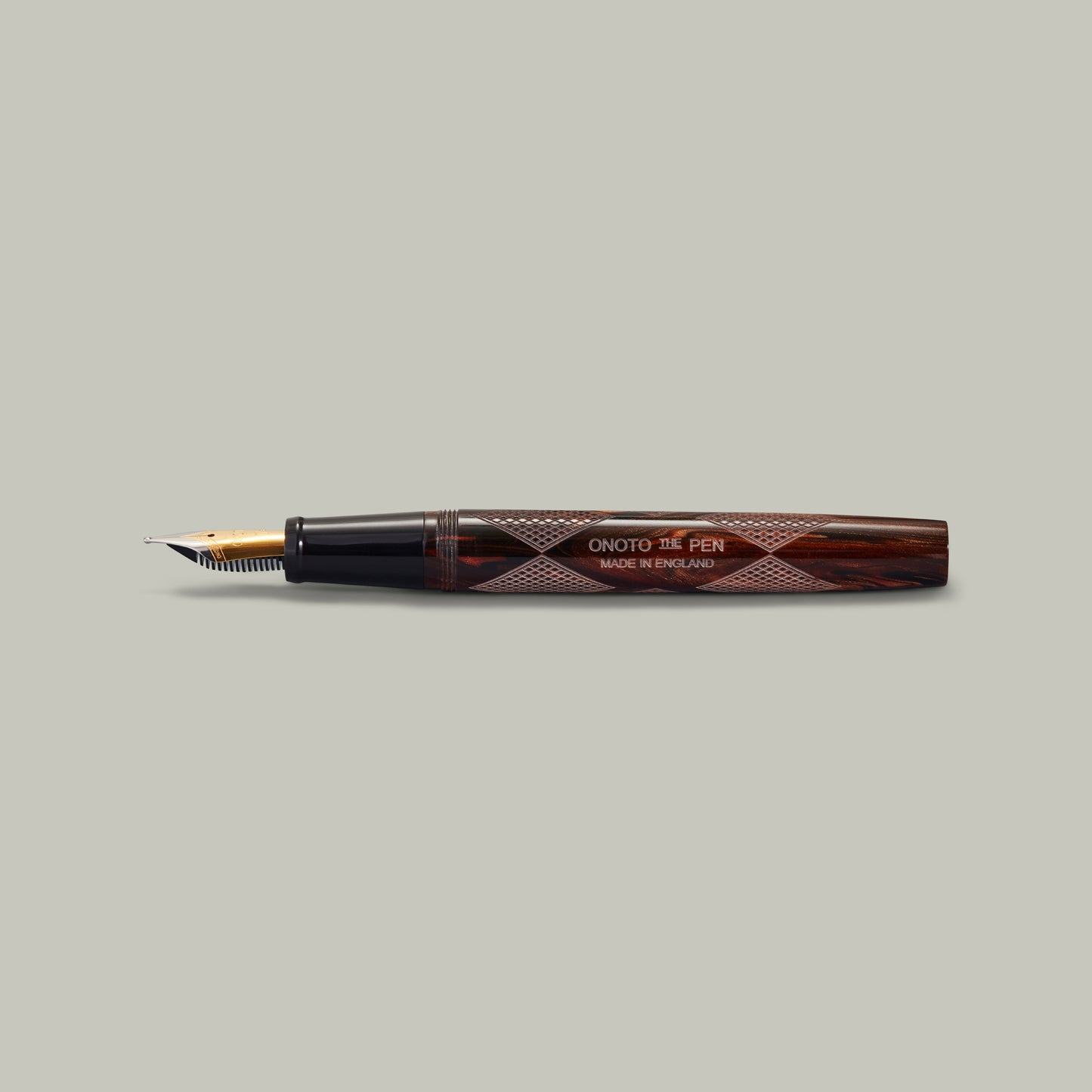 Royal Scroll Fountain Pen Checkered Barrel Ltd Edition