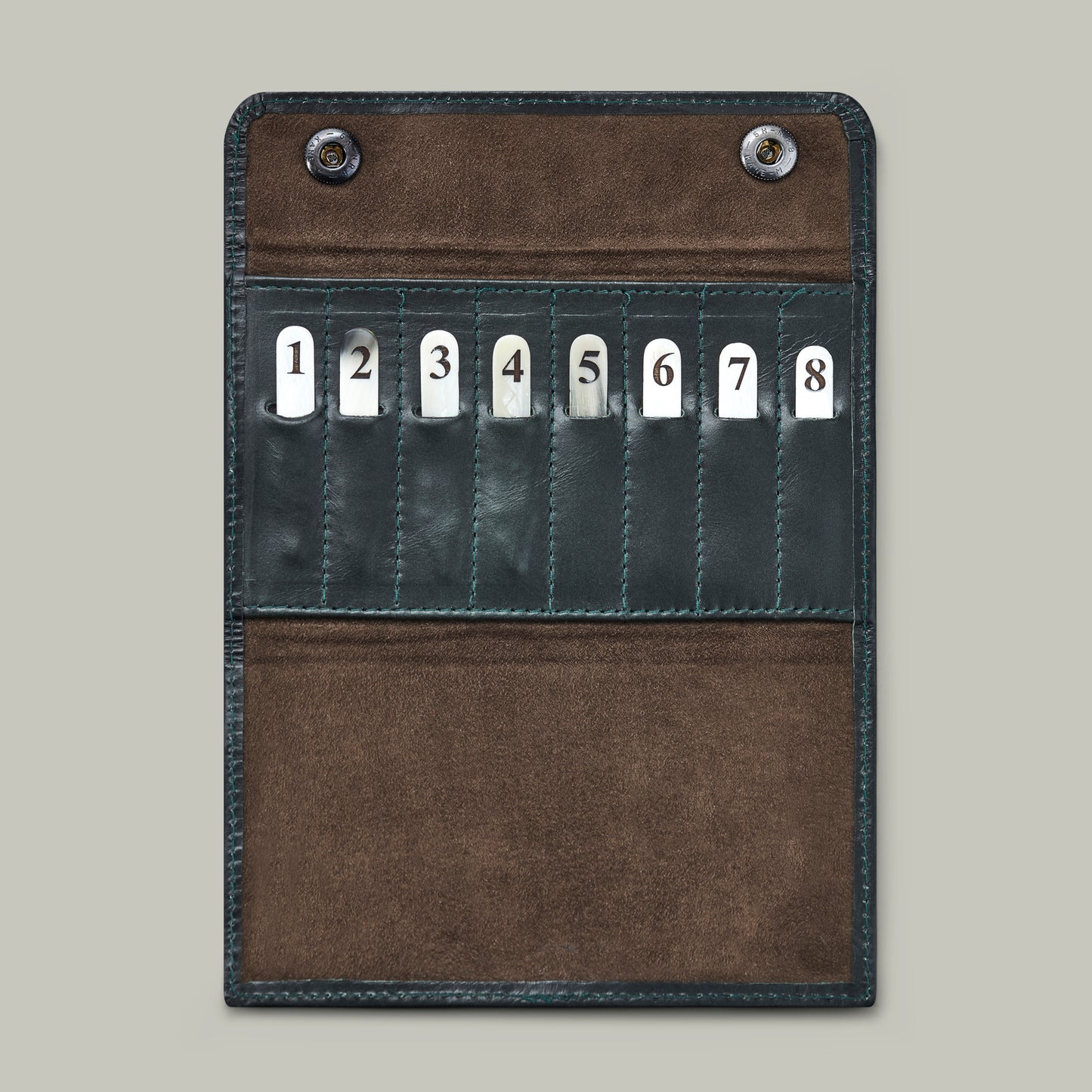 Horn Numbered Position Finders In Leather Wallet