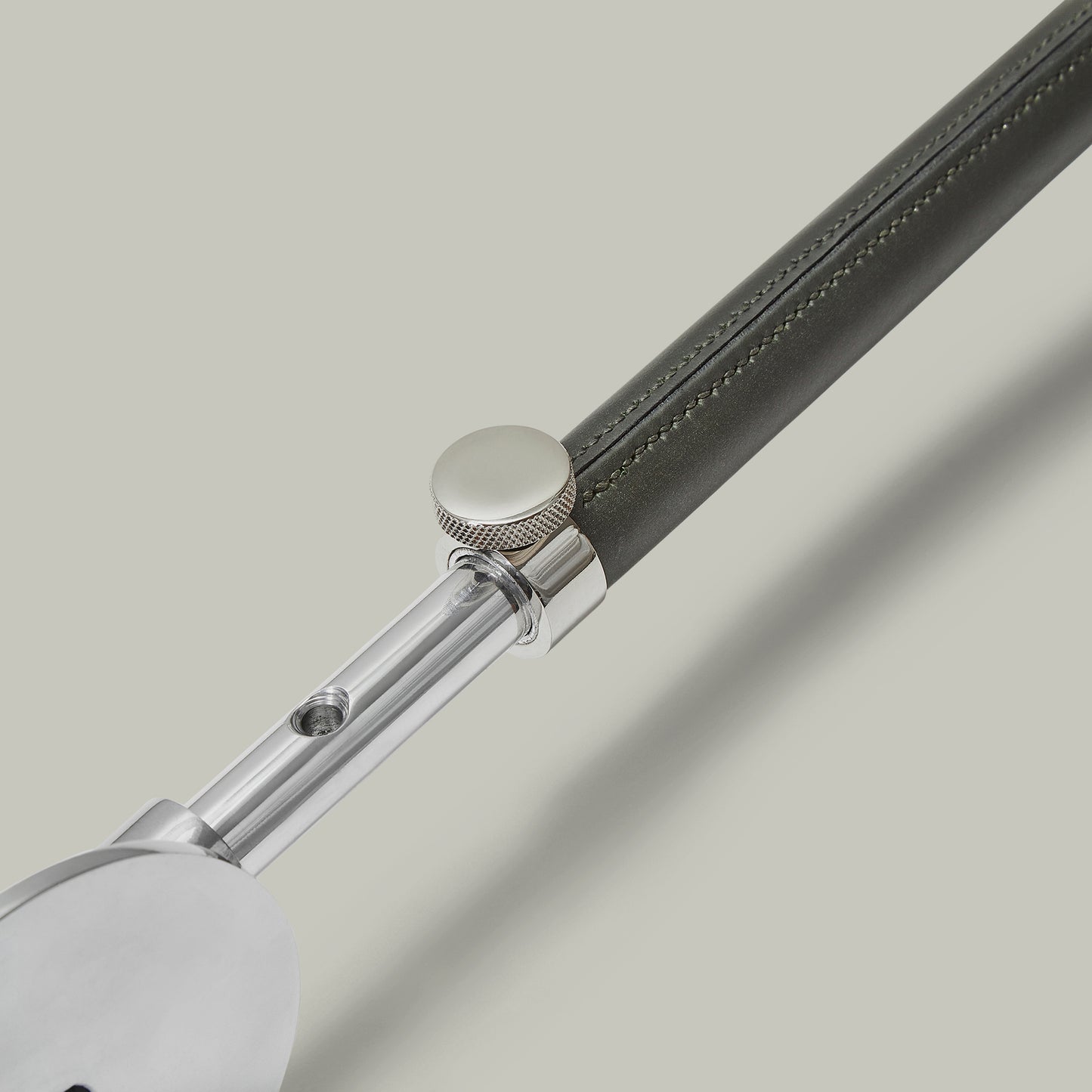 Hand-made Adjustable Shooting Stick
