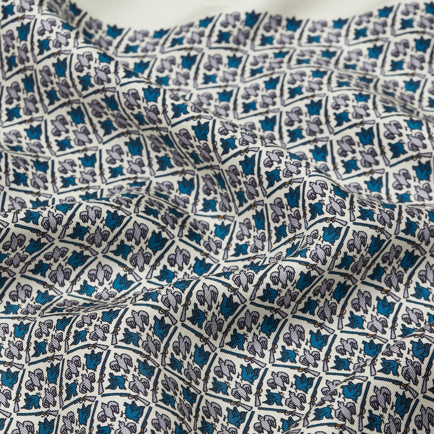 Harrow silk pocket square Heritage bird monogram [AZURE]