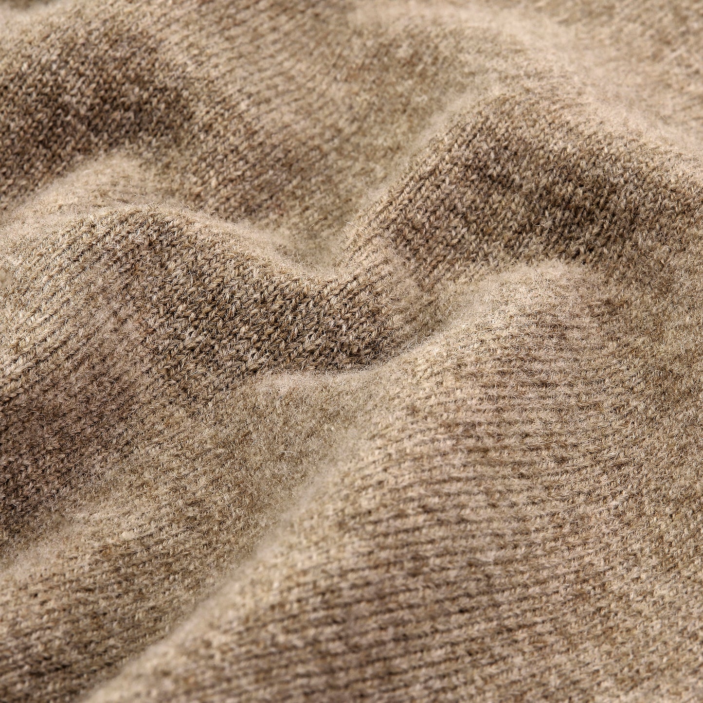 Northwood Wool V-Neck Sweater [COLT]