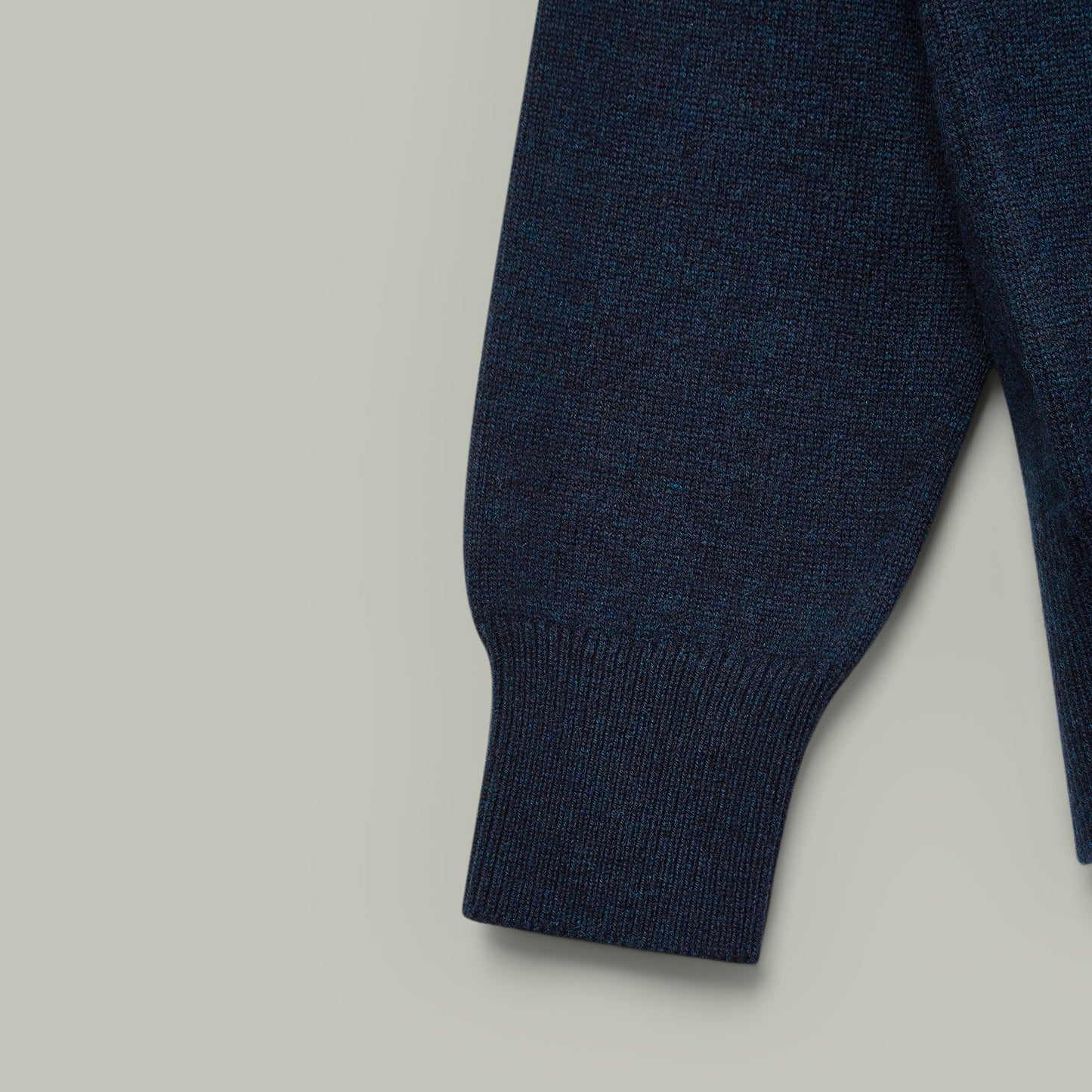 Harrow Cashmere V-Neck Sweater [LAMPWICK]